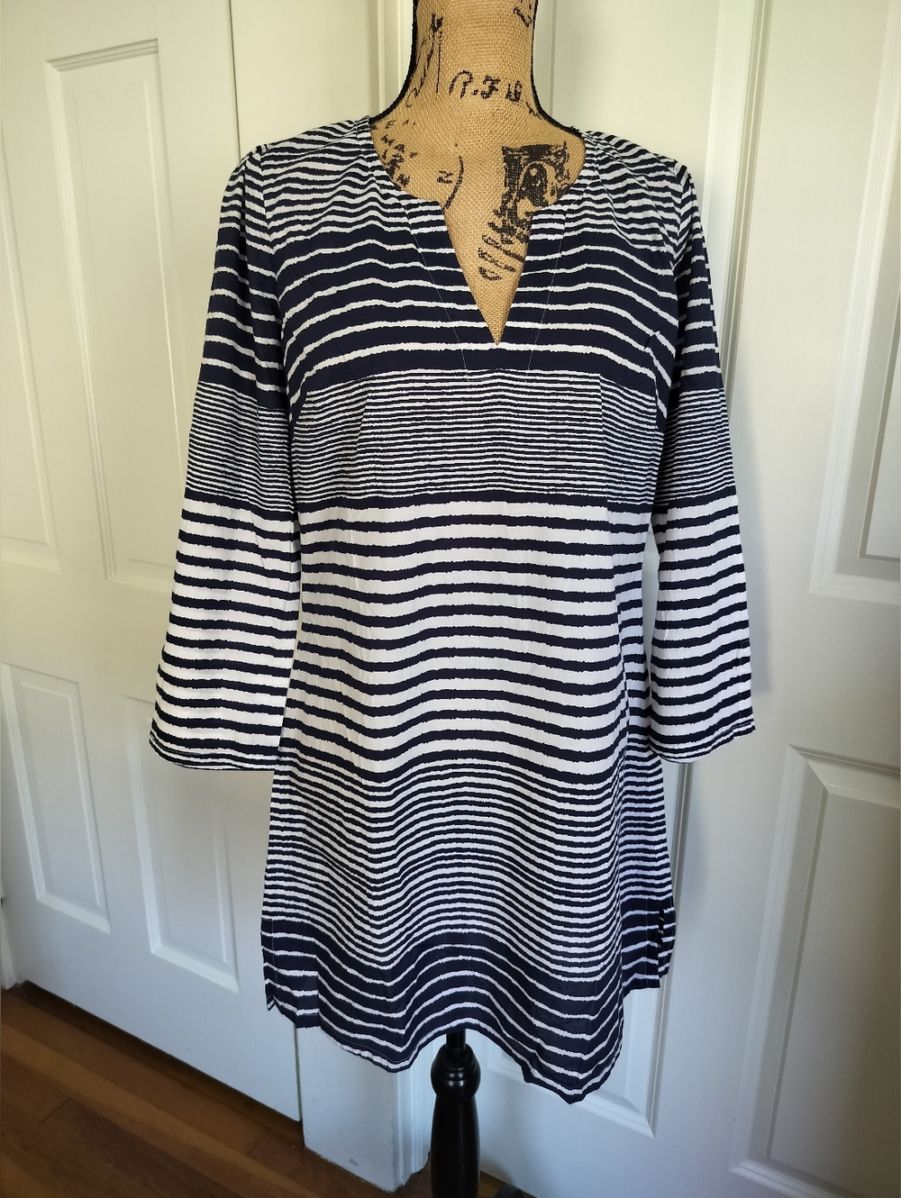 Vineyard Vines Navy and White Striped Dress Cotton Size M